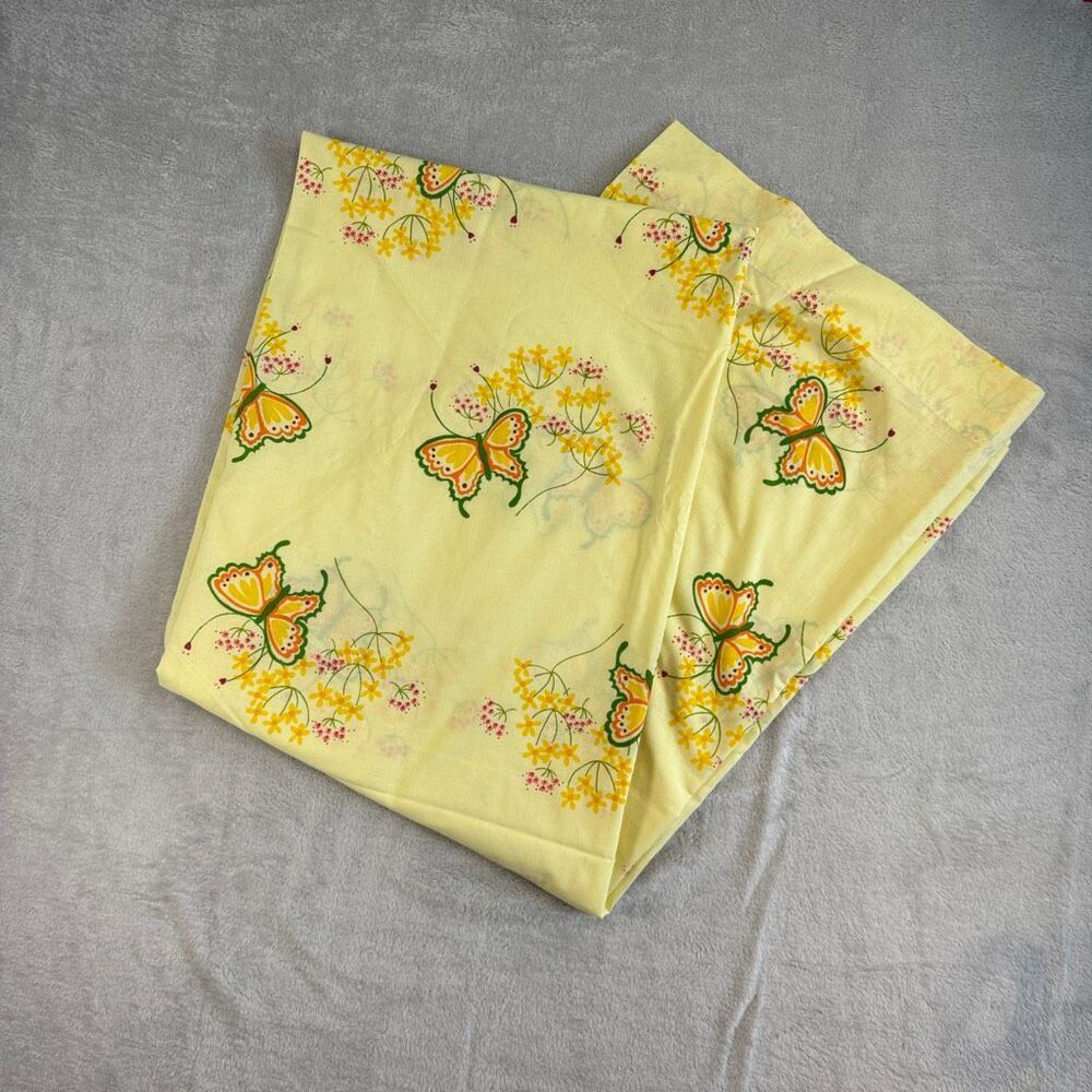 Vintage 70’s Butterfly Flat and fitted Twin Sheet C